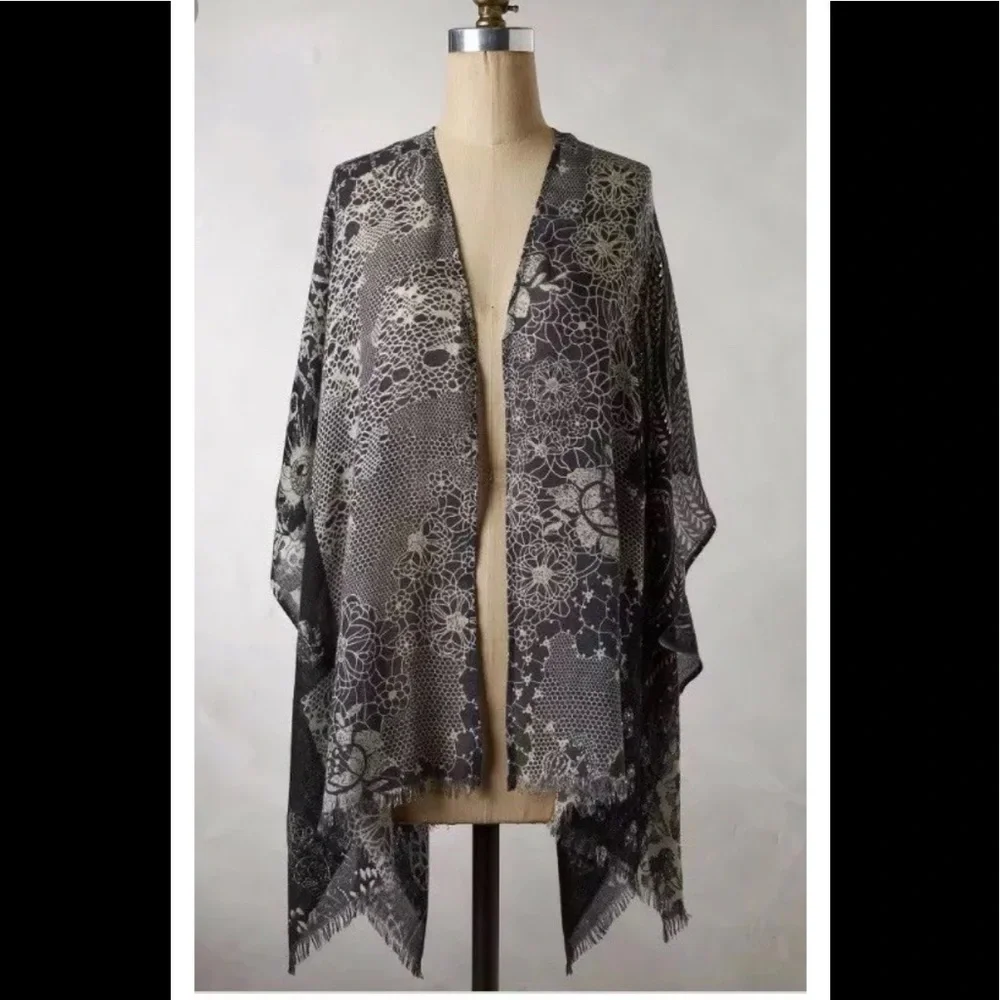 NWOT Anthropologie Petanu by Pashma Blues O/S shawl Scarf Wrap